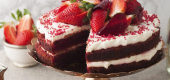 Jak zrobić idealne ciasto drożdżowe – podstawy udanego wypieku